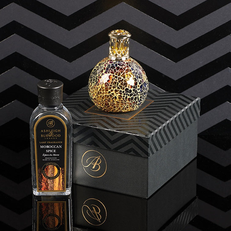 Ashleigh & Burwood Cadeauset - Golden Sunset Geurlamp goud + Morrocan Spice geurolie