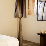 Vloerlamp Guard By-Boo - Bruin mangohout 162 cm hoog